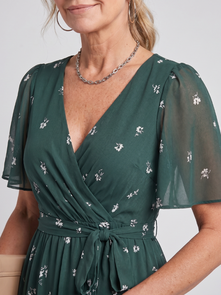 Mirabel | Jurk met zwierende mouwen en gerimpelde taille in bloemenpatroon