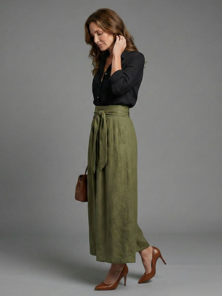 Vera | Twee-delig Set Zwarte Blouse Olijfgroene Midirok